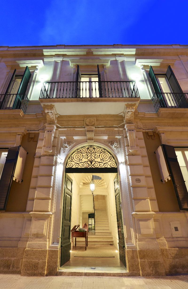 Santa Marta Suites & Apartments Lecce Bagian luar foto