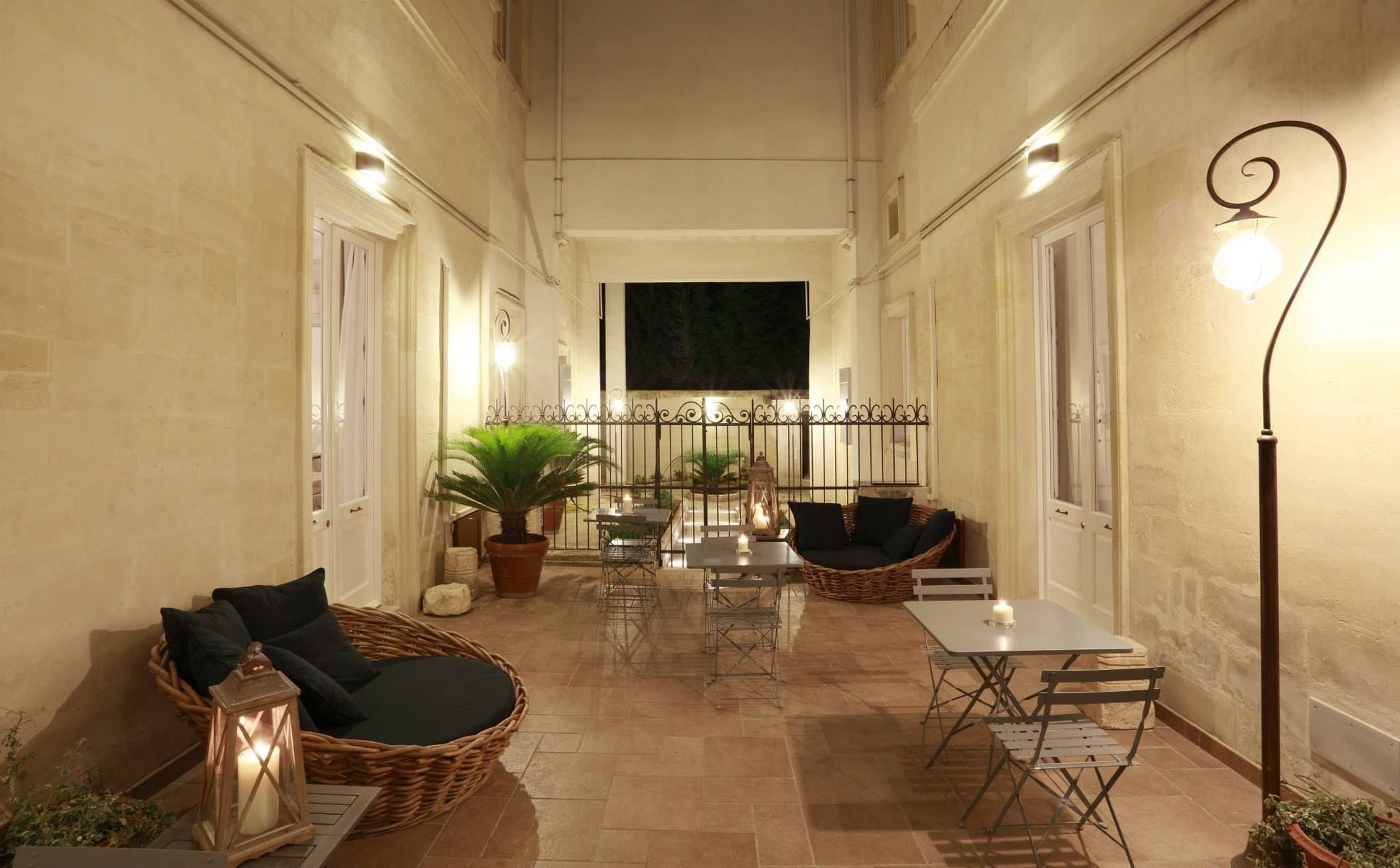 Santa Marta Suites & Apartments Lecce Bagian luar foto